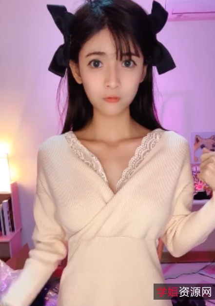 “狗头萝莉粉丝福利视频9.3g：粉丝狂热收藏”