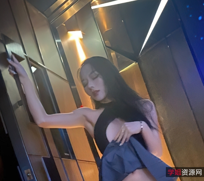 佳多饱+人前女神人后小狗+10.7g+补
