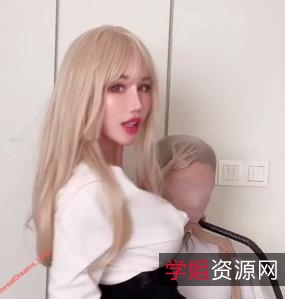 网红达人辛尤里最新作品:9分22秒的收费展示《棒棒糖》