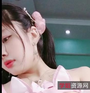 宝宝饿了直播挑战赛:完整版25小时,露脸颜值身材道具秀