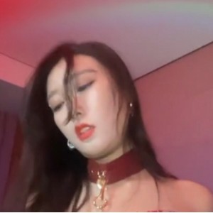 神秘莫愁：1v视频735M百度盘