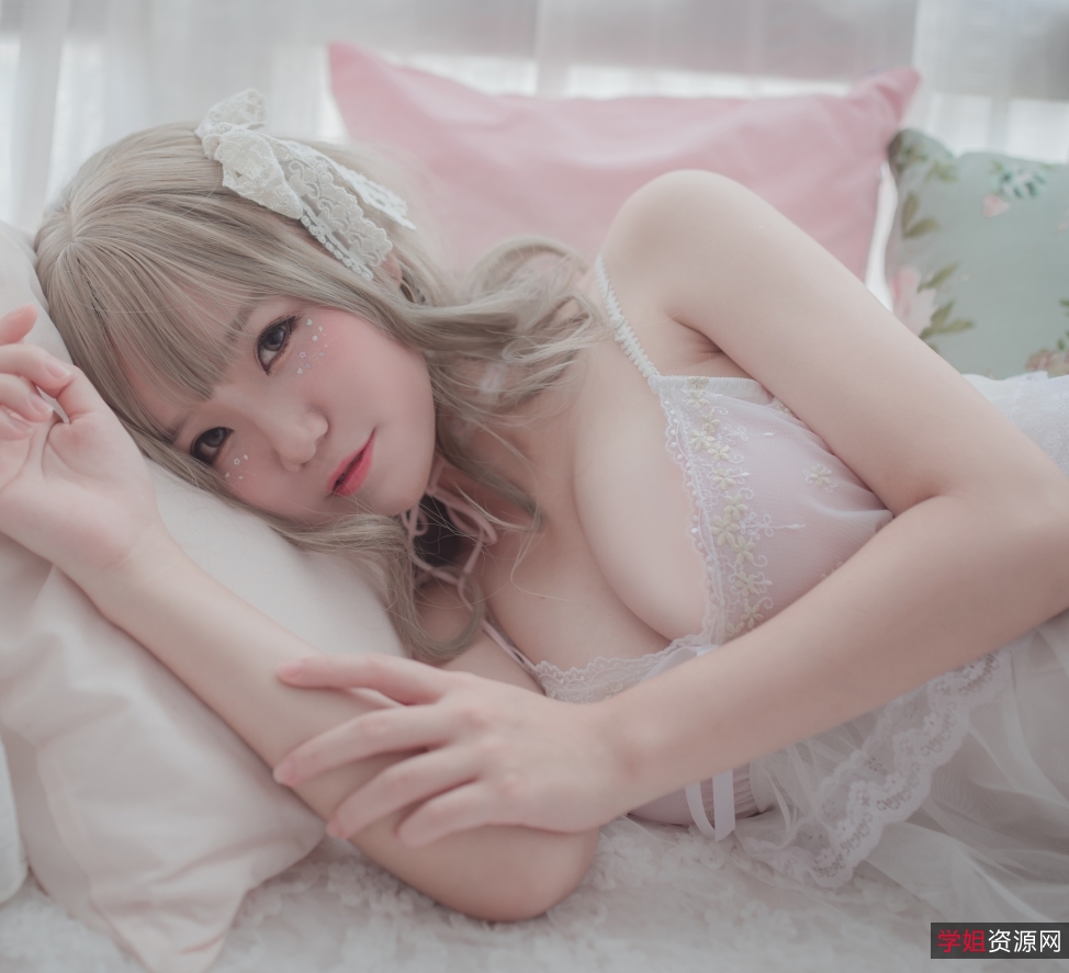 Yoko宅夏26套COSER视频合集，8.3g普通作品，网红必备收藏！