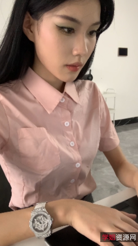 易直播胆胆38V15.3G剧情视频合集,尺度适中,收藏必备!