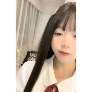 福利姬百度盘二次元学生妹合集9V9G，吃一口小布丁