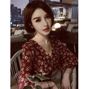 抖音网红御姐小喵大宝最新私拍合集28P21M，气场十足