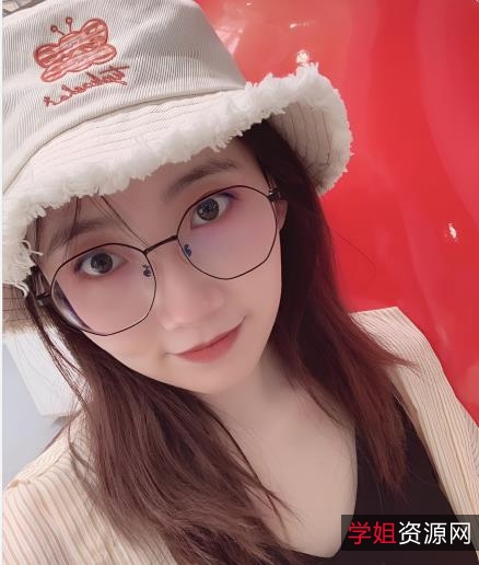 无锡反差可爱女孩冯X敏前男友泄密完整版352P354M,自拍聊天记录,警示自我保护