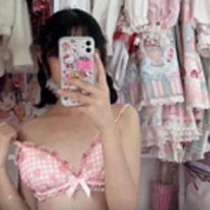 超嫩妹子麦麦脆汁鸡最新合集52V45G，自拍私人定制，超可爱！