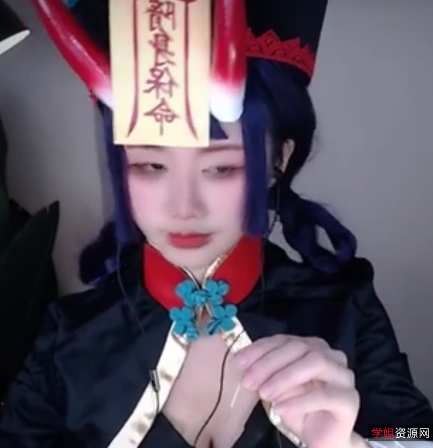 虎牙萌夏茉福利合集13V90G，专业Coser姐姐好凶！