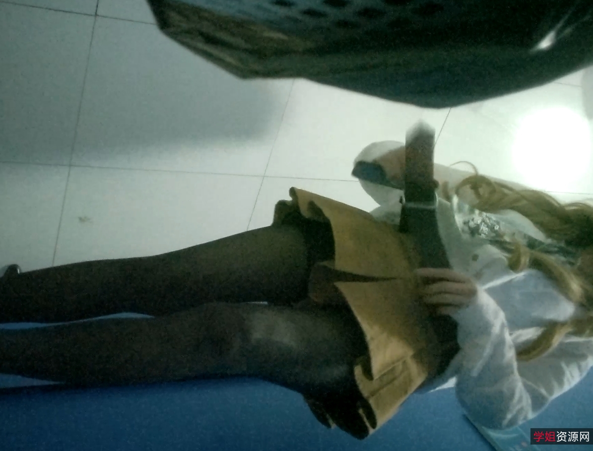 百度经典小蓝门厕拍视频合集64.7G收藏补