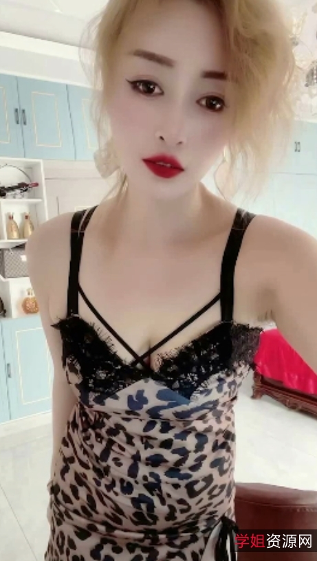 快手刘大美人定制福利18V815MB合集丰满诱人