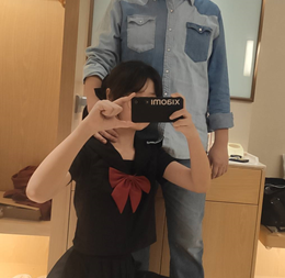 清纯户外展示99V路灯先生自拍1.7G太骚了