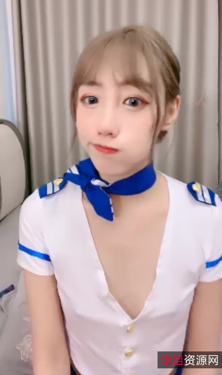 抖音小怡服装反差视频50部32.9G优质身材