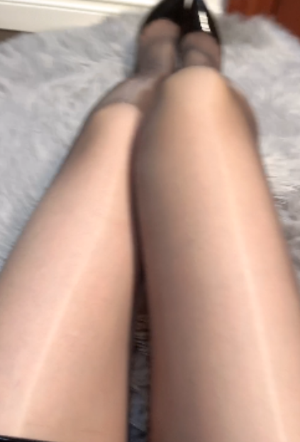 易直播颜颜美足诱惑合集58部22.8G小脚精品