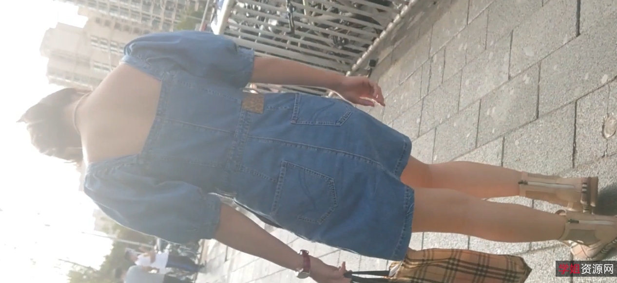 百度魔手CD厕拍视频合集59部11.8G，值得收藏