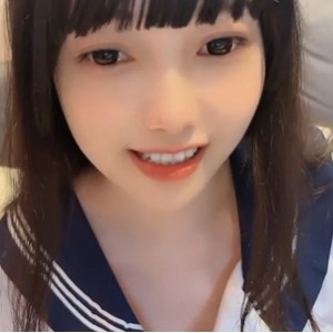 夸克kekexixi纯欲天花板清纯学生妹合集8V6.23G斩男神器