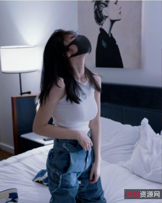 玩偶姐姐虎牙OF私拍绝密合集1V212MB浴室纯欲风