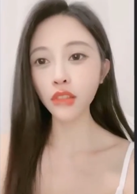 微信福利姬定制聊天实录15V2.37G颜值天花板