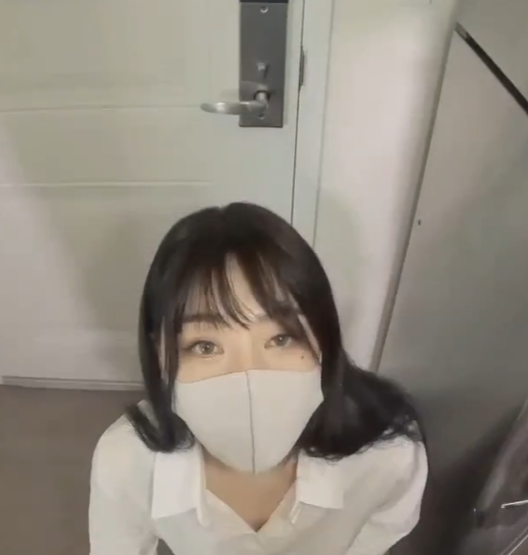 小水水推特合集21部13.7G蜜桃御姐