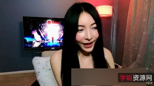 蜜桃谭晓彤透视互动直播1V5.56G湿身诱惑