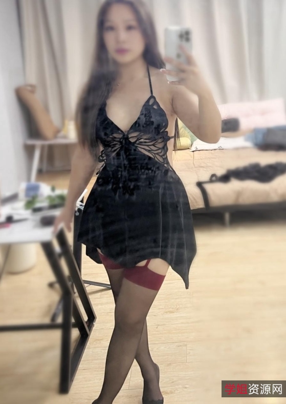 御姐小姨李老丝33V+607P珍藏版4.6G丰满合集