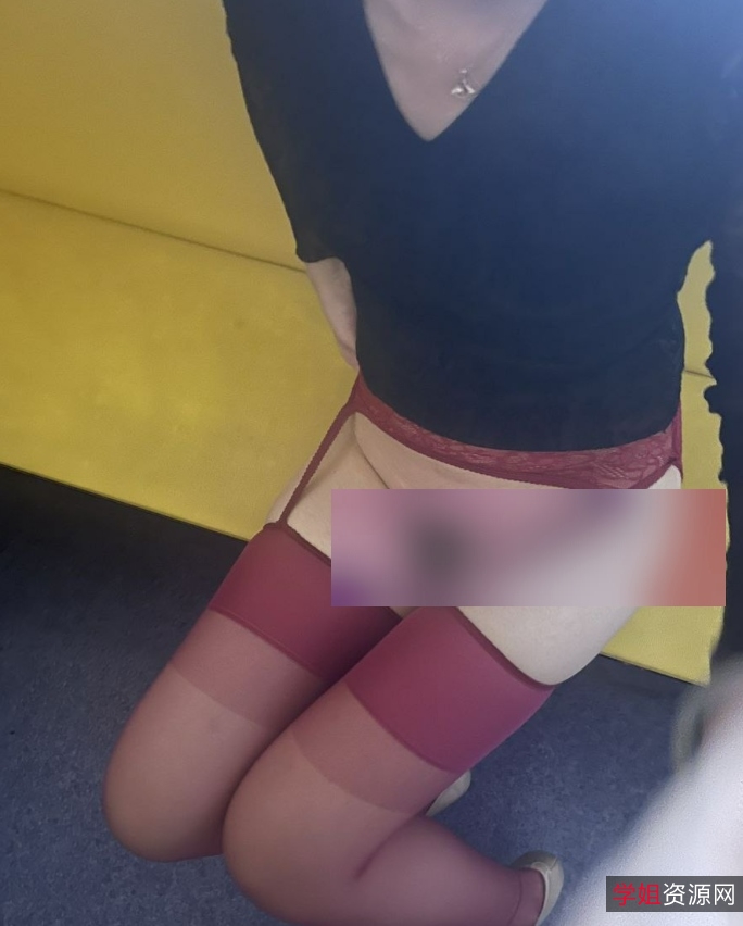 李露推特私拍热辣合集14部2.86G纯欲天花板