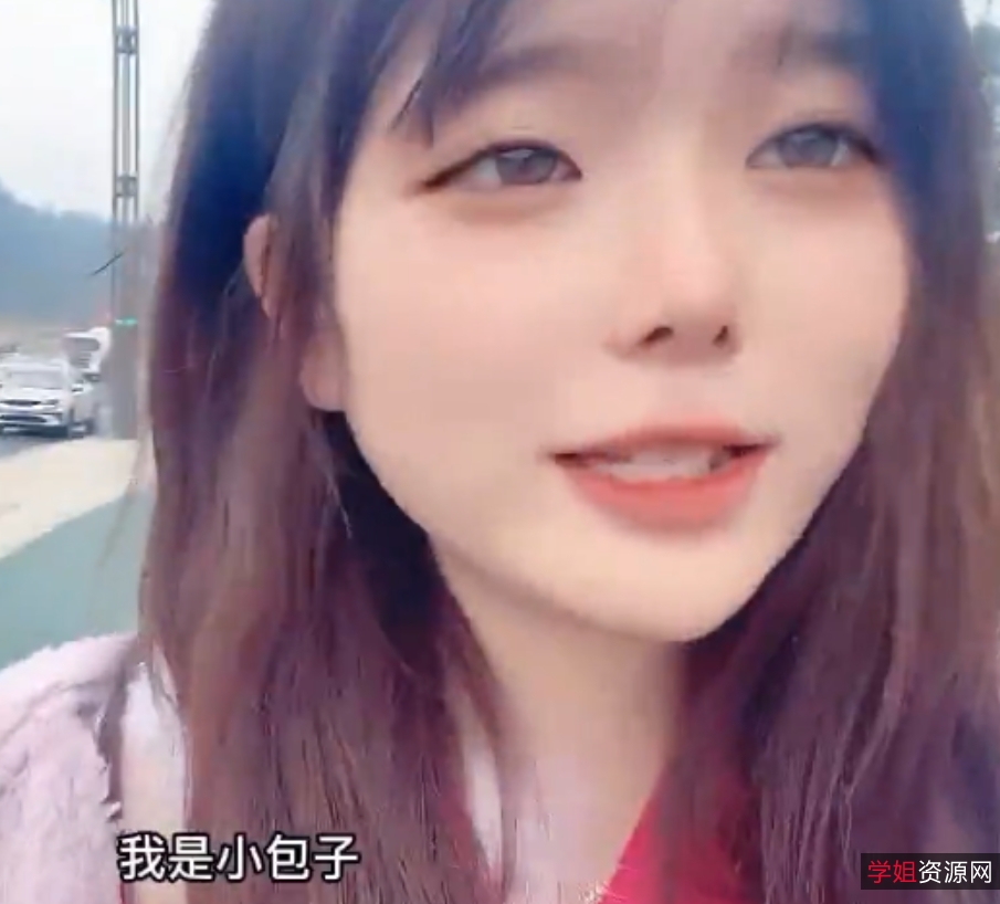 推特小包子私密视频合集7部1.16G太诱人