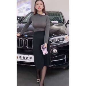 抖腿女神车模合集99V6.34G黑丝诱惑