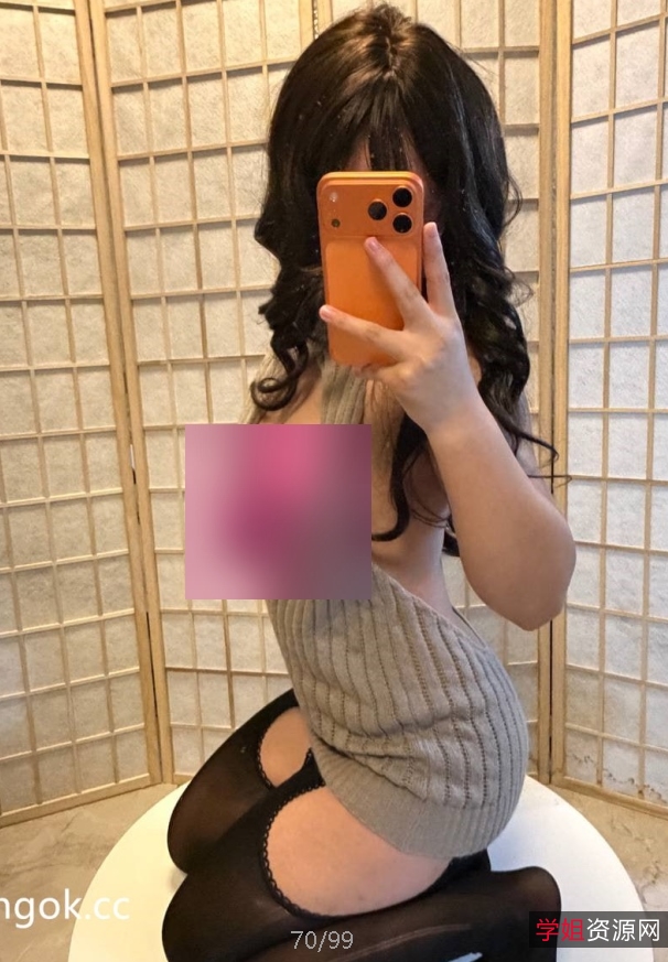 推特小黄帝Zoey美臀COS优质合集61部8G