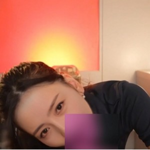 护工诊疗AI佟丽娅1.4G绝密服务深入交流白金卡体验