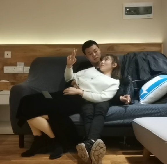 **探花黄先生御姐绝密展示89部65G**