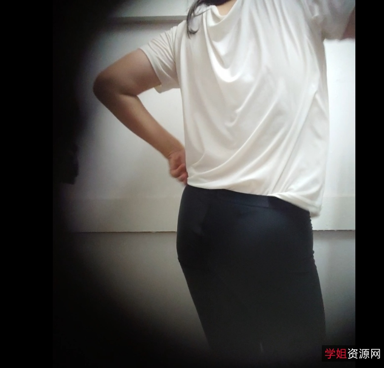 合租偷窥白白姐姐沐浴时刻46部461MB真实感觉