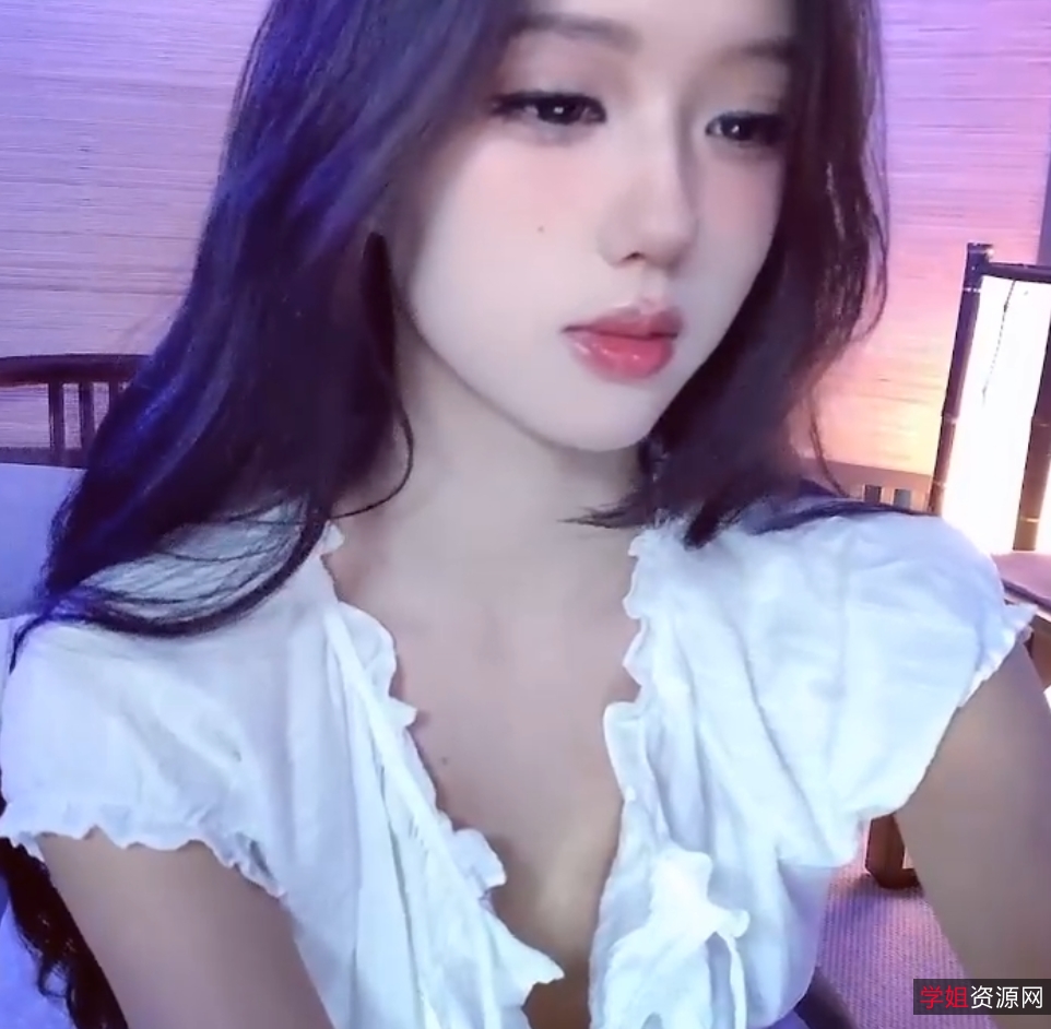 灵灵树屋轻调剧情指教361v247g清纯可人