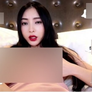 绝密约见谭晓彤单部超清展示2.3G第一视角完整版