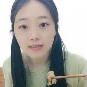 纯纯乖乖校花热舞视频10部9.1G115网盘太清纯